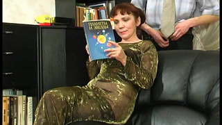 Шалун вылизывает пизденку зрелой телке